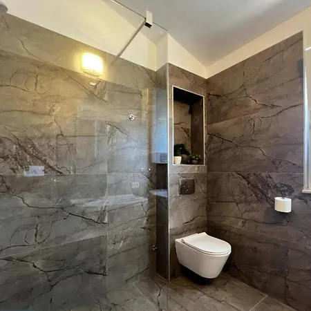 Apartment Komfortabeles Im Sueden Von Ciovo *